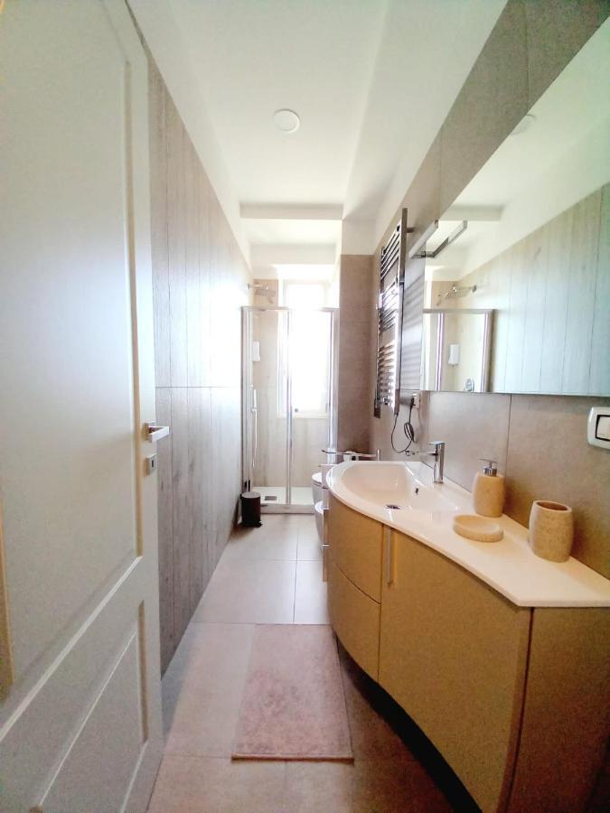 Vomero Experience Apartment Наполи Екстериор снимка
